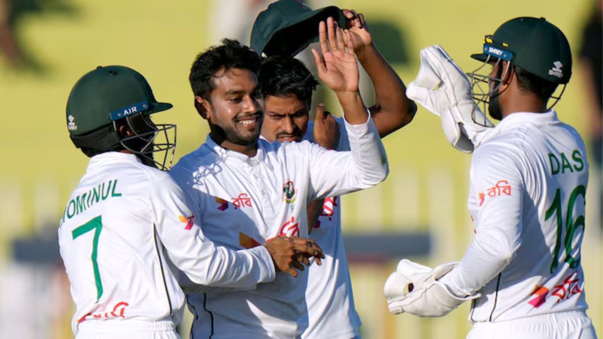 Bangladesh Spinners Shine, Restrict Pakistan in 2nd Test
